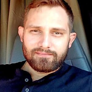 Meet your Posher, Christopher